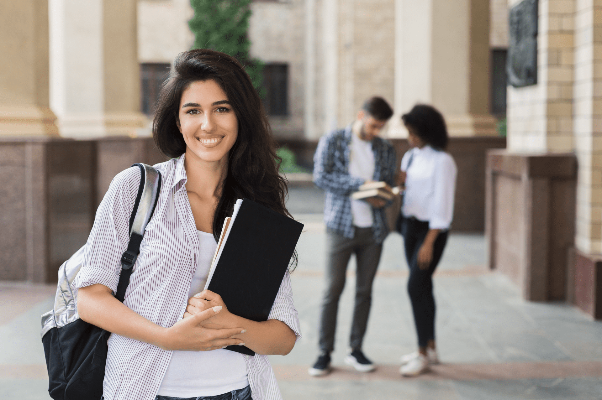 Choisir la finance pour ses études supérieures : mode d’emploi Parcoursup et hors Parcoursup