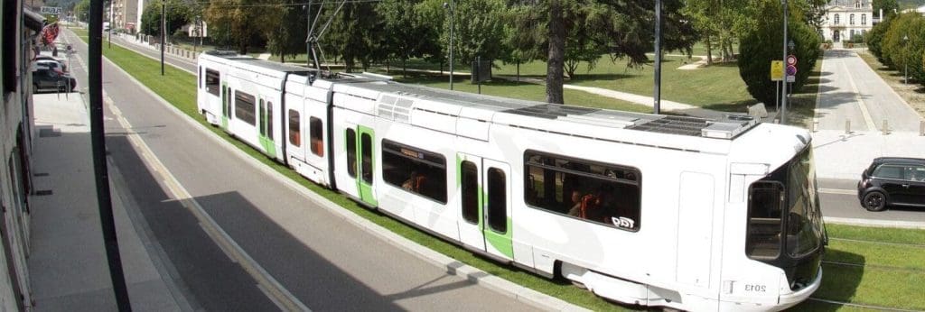 Les Secrets du Bus 60: Traversée Insolite au Cœur de Paris