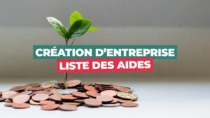 Micro-entrepreneur préparant un dossier de demande d'aide financière