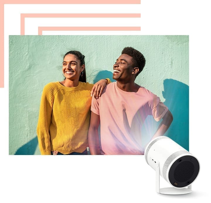 découvrez le samsung freestyle plus, un projecteur intelligent avec ia offrant une expérience visuelle immersive et connectée. compact, polyvalent et facile à utiliser, il transforme vos moments de divertissement.